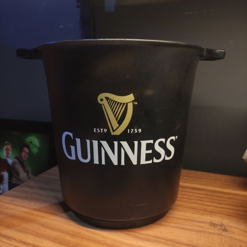 

ICE BUCKET GUINESS