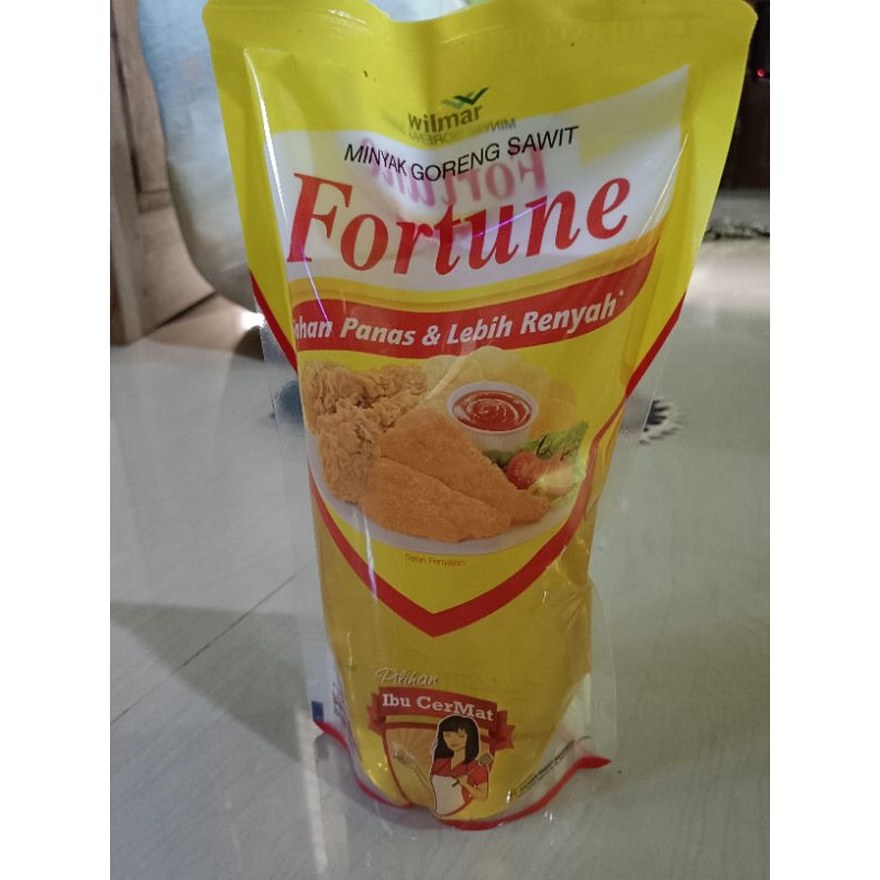 

Minyak goreng Fortune kemasan 1L