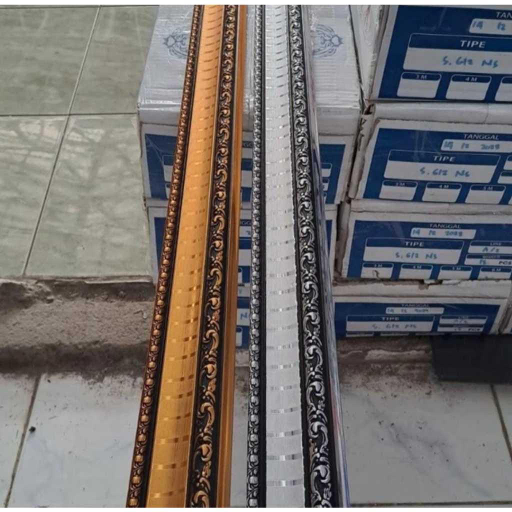 List figure sudut plafon PVC - 4cm silver - gol