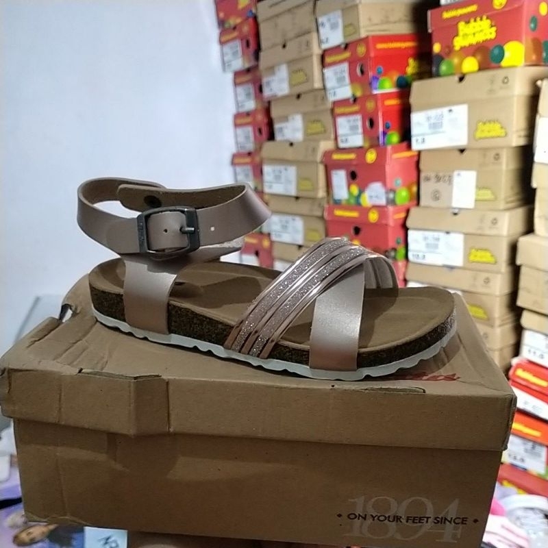 Sepatu Sandal Anak Perempuan Mewah BATA