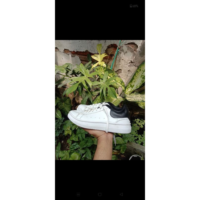 sepatu livehaf second