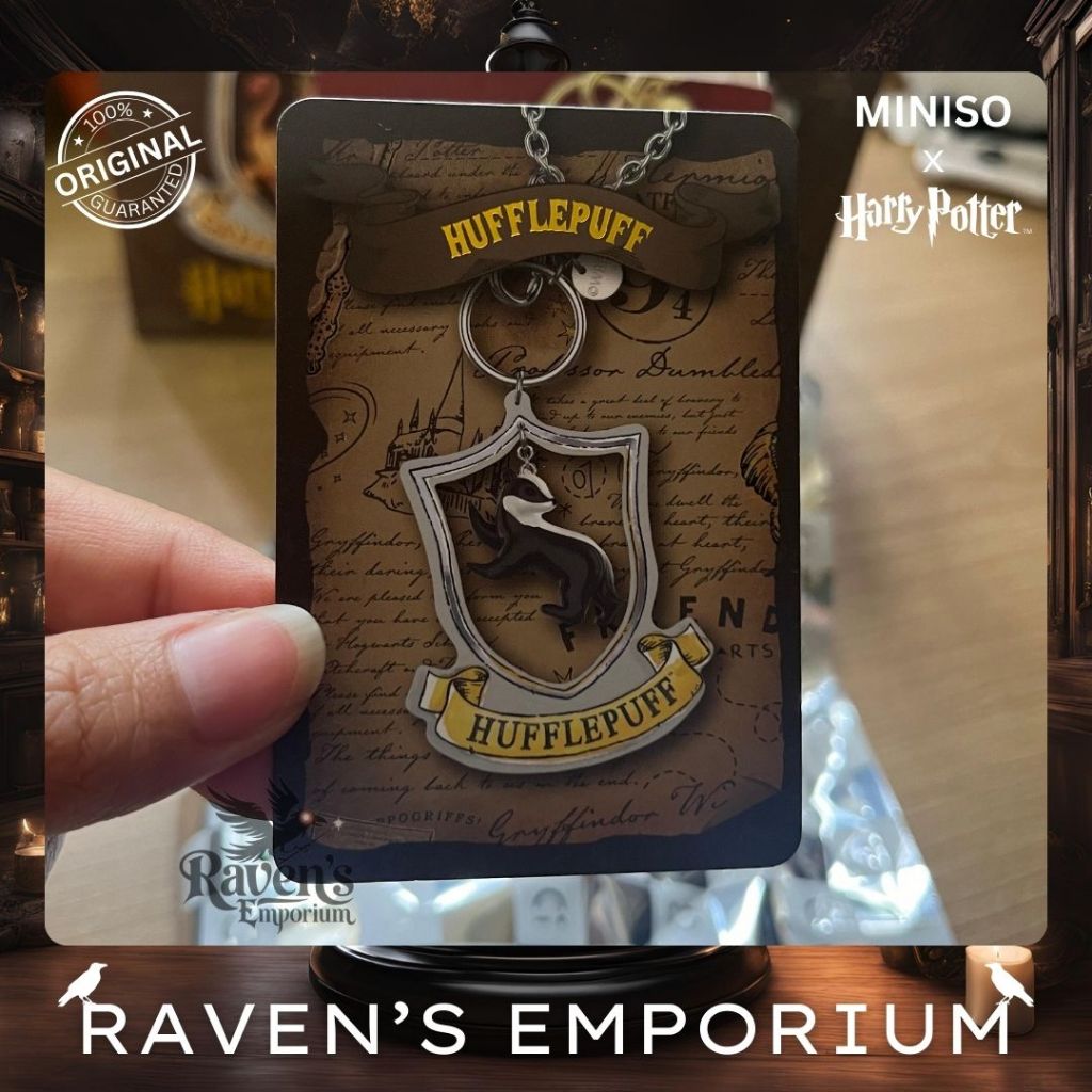 MINISO x Harry potter Mystery box keychain (HUFFLEPUFF) [SEALED]