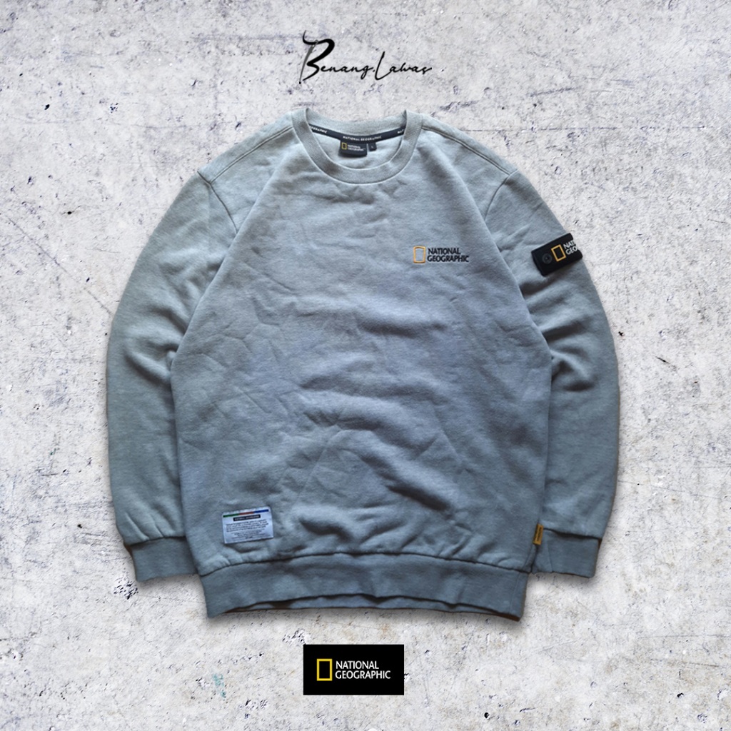 Jaket Crewneck National Geographic Patch