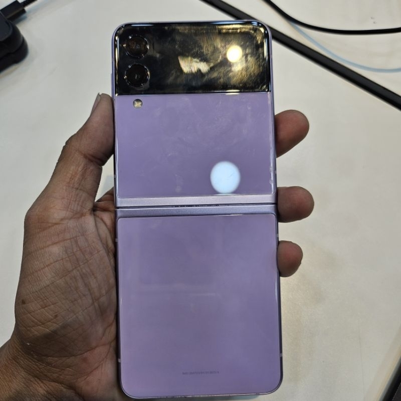 samsung Z flip 4 128GB sein, Hp Only Minus LCD