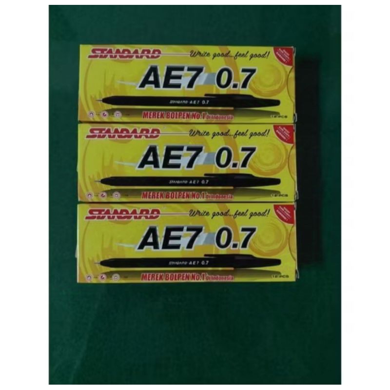 

(Box isi 12)Pulpen standard AE-7 0.7 mm