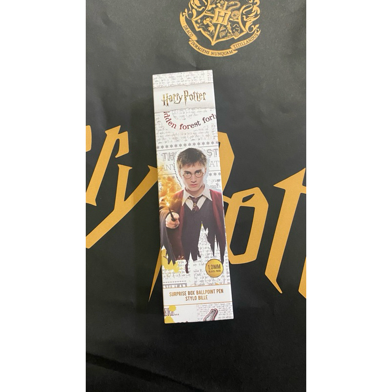 

Harry Potter x Miniso x HARRY POTTER Mystery pen wand box misteri pulpen