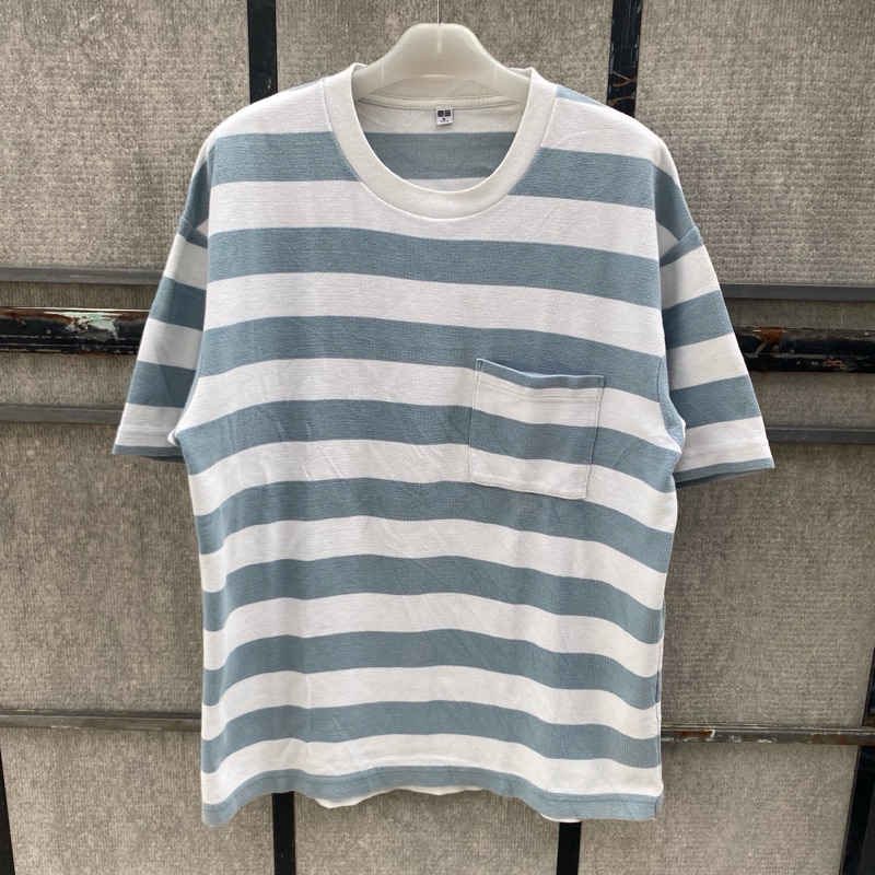 kaos salur uniqlo pocket biru putih XL