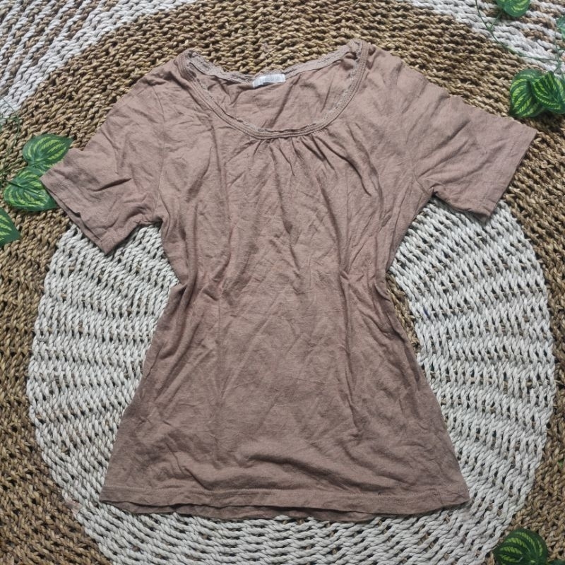 Kaos sexy wanita pl preloved bahan lembut