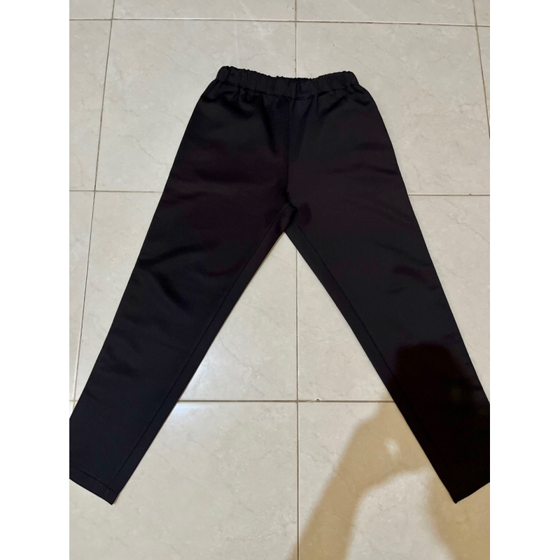 preloved celana nyla basic