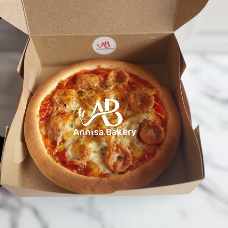 

Annisa Bakery / Pizza Sosis Mozarella (Diameter 16cm)