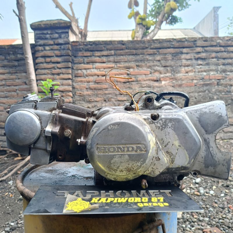 Mesin Honda astrea star