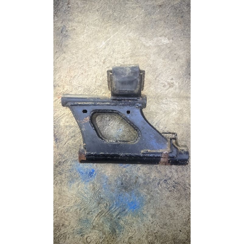 SWING ARM MONTING AYUNAN ENGINE YAMAHA MIO M3 MIO Z ORIGINAL CABUTAN