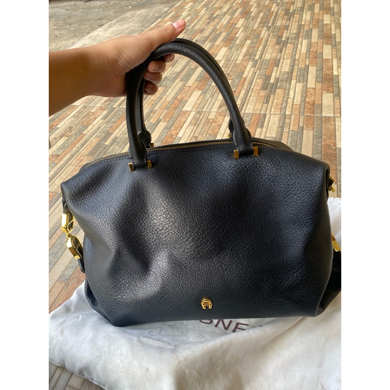 Aigner Handtasche Roma bag | black