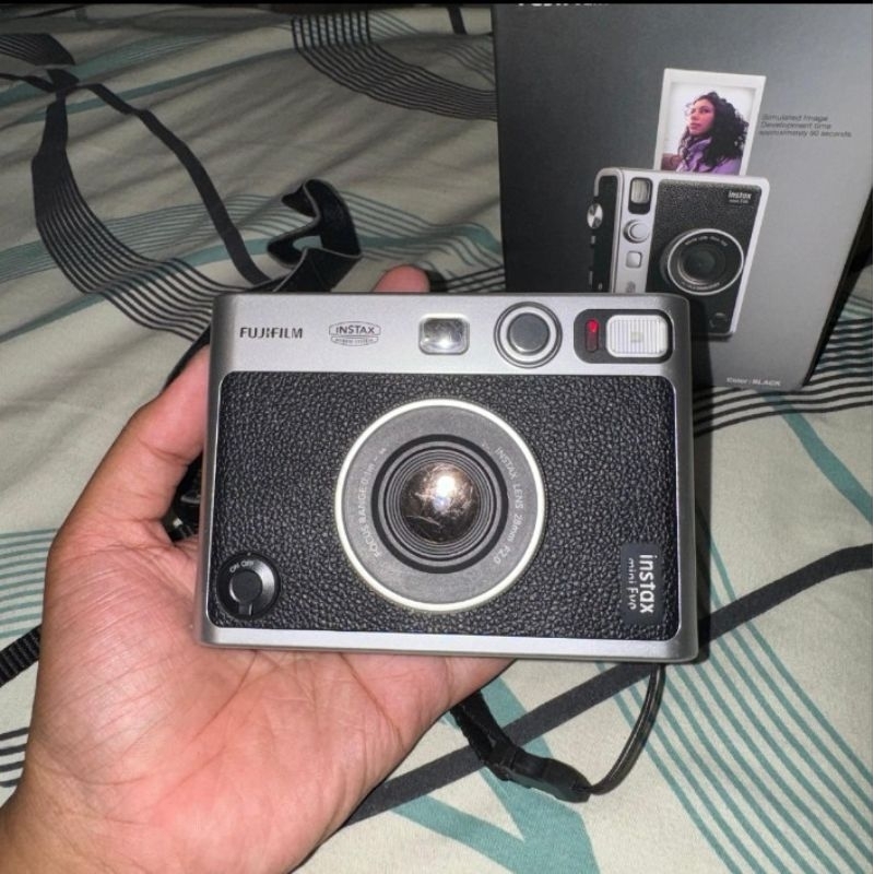 PRELOVED INSTAX MINI EVO/INSTAX MINI EVO SECOND