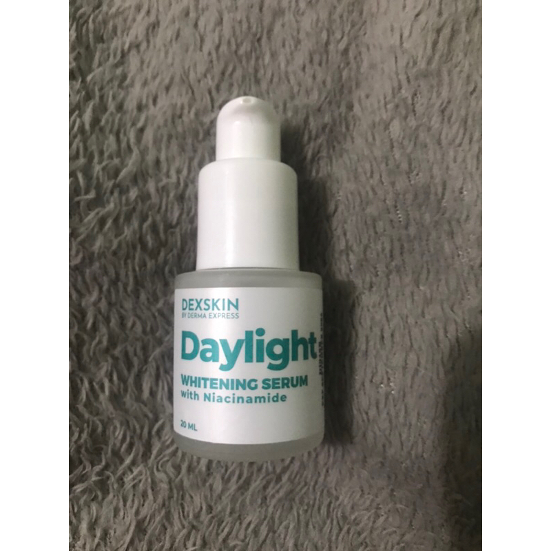 Serum Derma Express Daylight niacinamide Preloved