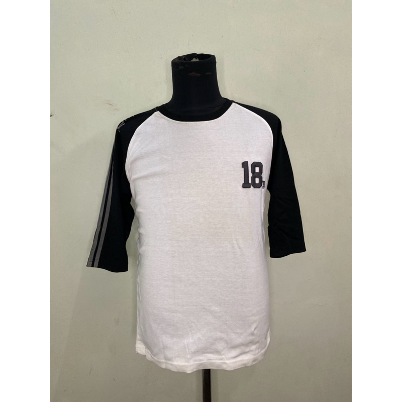 Preloved by @aderacollect | Kaos Pria by Soul Concept