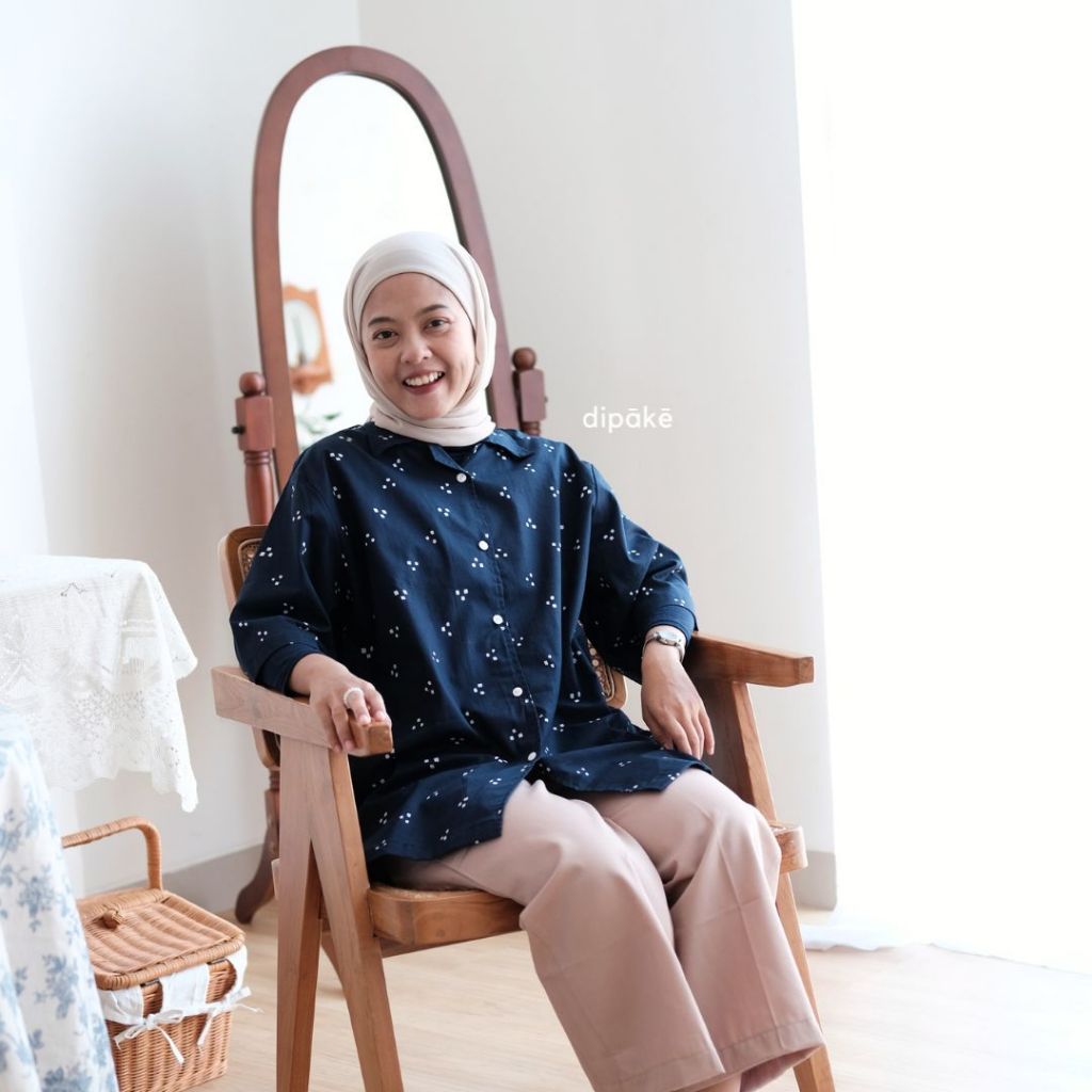Kemeja Oversized Batik Cap Laila