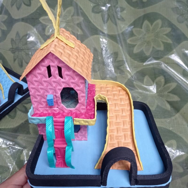 rumah kelomang tingkat+kelomang warna 3 ekor kecil