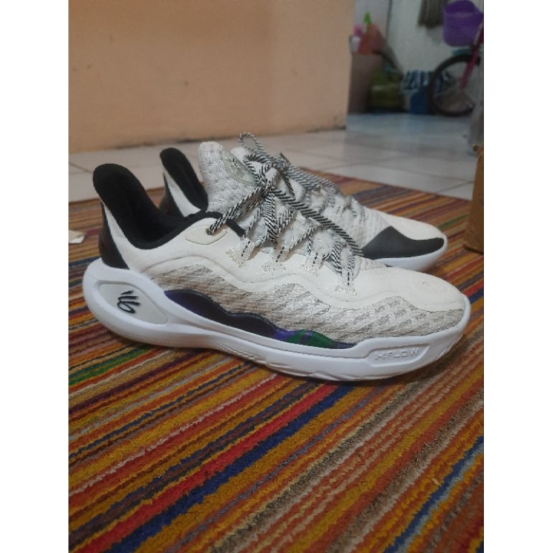 SEPATU BASKET SECOND CURRY 11 "WIND" BRUCE LEE