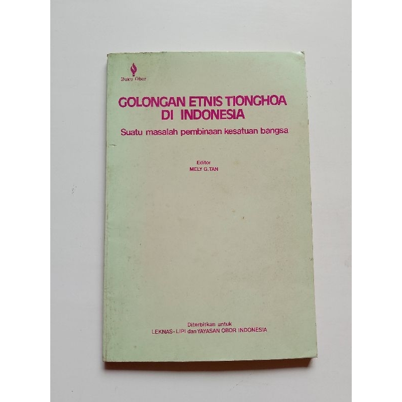 BUKU GOLONGAN ETNIS TIONGHOA DI INDONESIA