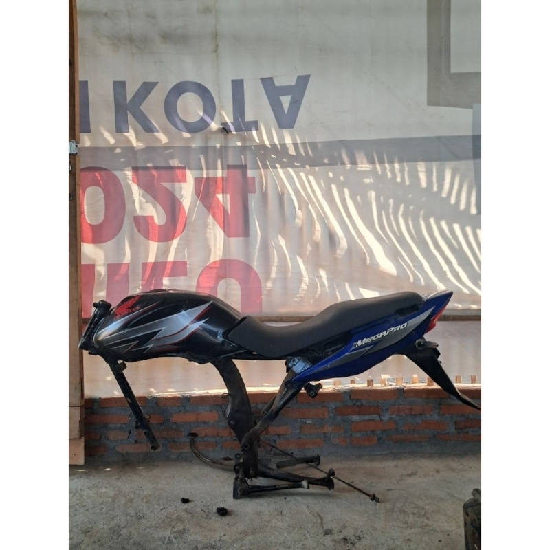 BODY SET MEGAPRO PRIMUS ORIGINAL SIAP PAKAI