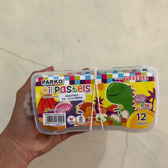 

Crayon Alat Tulis Anak Sekolah