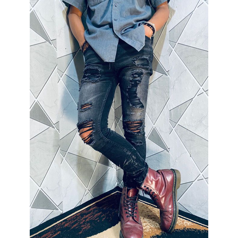 Celana Ripped jeans pria / celana jeans menyeramkan leather kulit hitam