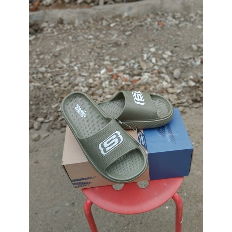 Sandal pria slide skechers made in Indonesia model terbaru, sandal skechers, sandal selop skechers, 