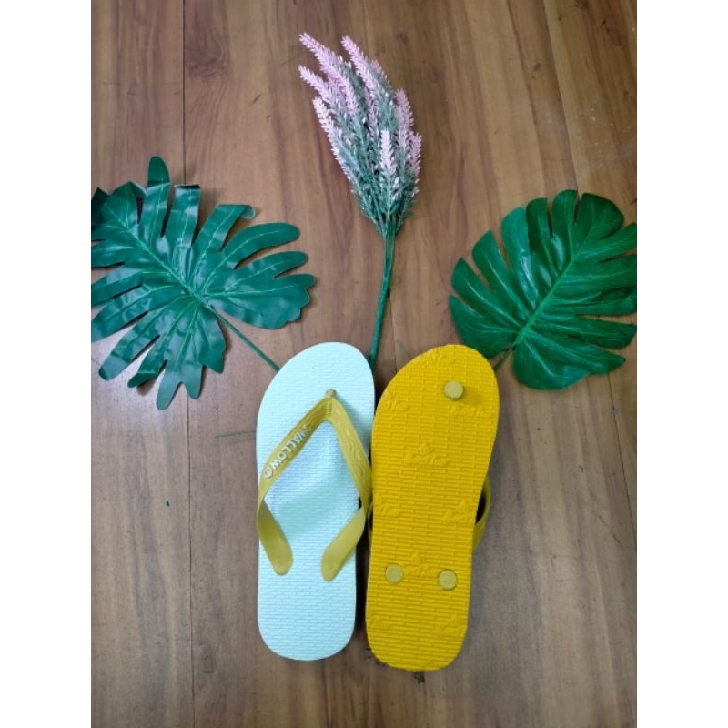 Sandal jepit swallow Ukuran 9,5 Warna Kuning