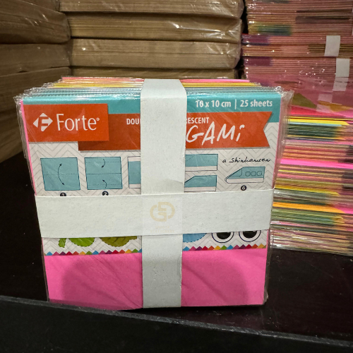 

Kertas Origami Double Side Forte 10 cm x 10 cm (ISI 20 BUNGKUS/25 LEMBAR)