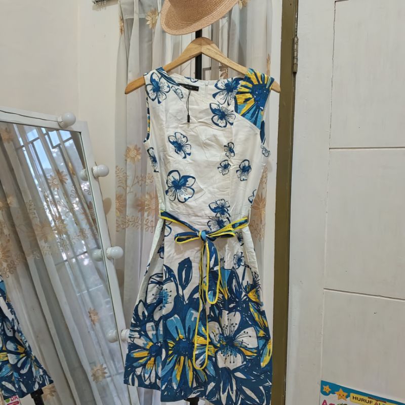 ETOILE D'ELFAS Floral Midi Dress