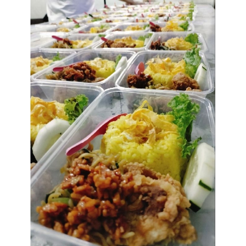 

Nasi kuning Twinwall+telor suwir
