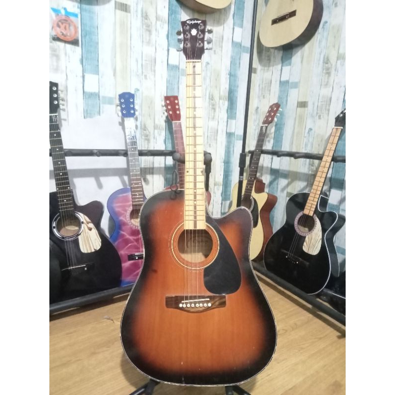 OLSHOP BANJARMASIN - Gitar second epiphone spek oke kondisi belas baik siap pakai