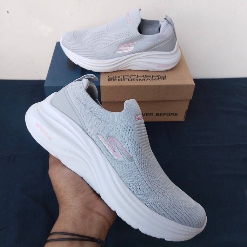 Sepatu Skechers Women Import Slip On Kanvas Rajut Tanpa Tali Casual Shoes