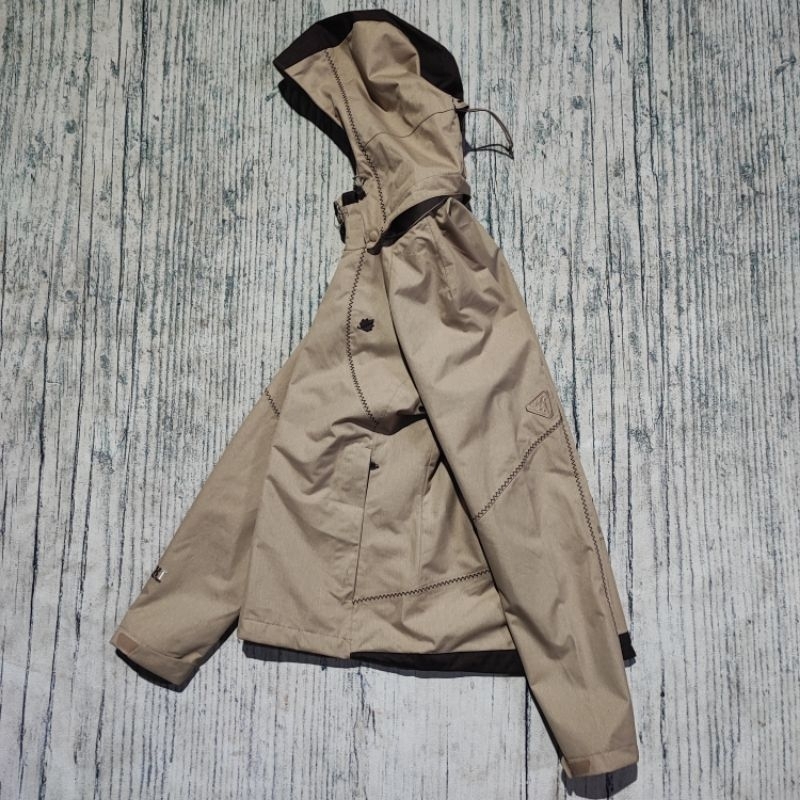 Jaket Lafuma Outdoor Gorpcore