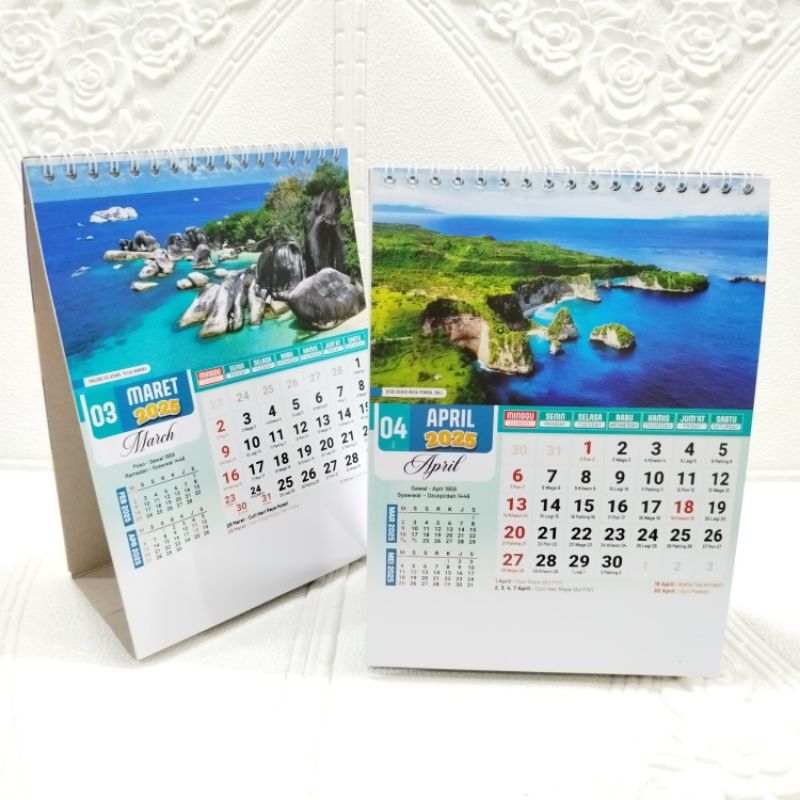 

Kalender Meja Model Tinggi Potret Pemandangan Tahun 2025