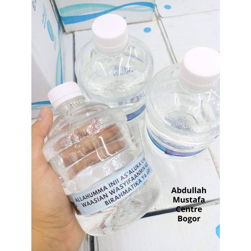 

Air Zam Zam 500ml Original | Air zamzam asli | Air Zam Zam Oleh Oleh Haji