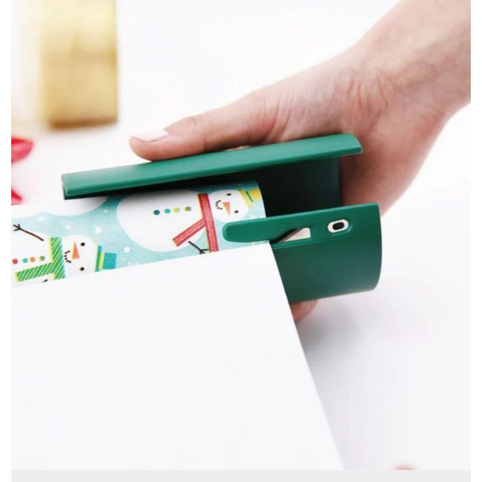 

iZiCUT Birthday Christmas Rolls Cutter Tool Tube Easy Sliding Gift Wrapping Paper Cutter gunting alat pemotong kertas silet | Shopee Indonesia Beli iZiCUT Birthday Christmas Rolls Cutter Tool Tube Easy Sliding Gift Wrapping Paper