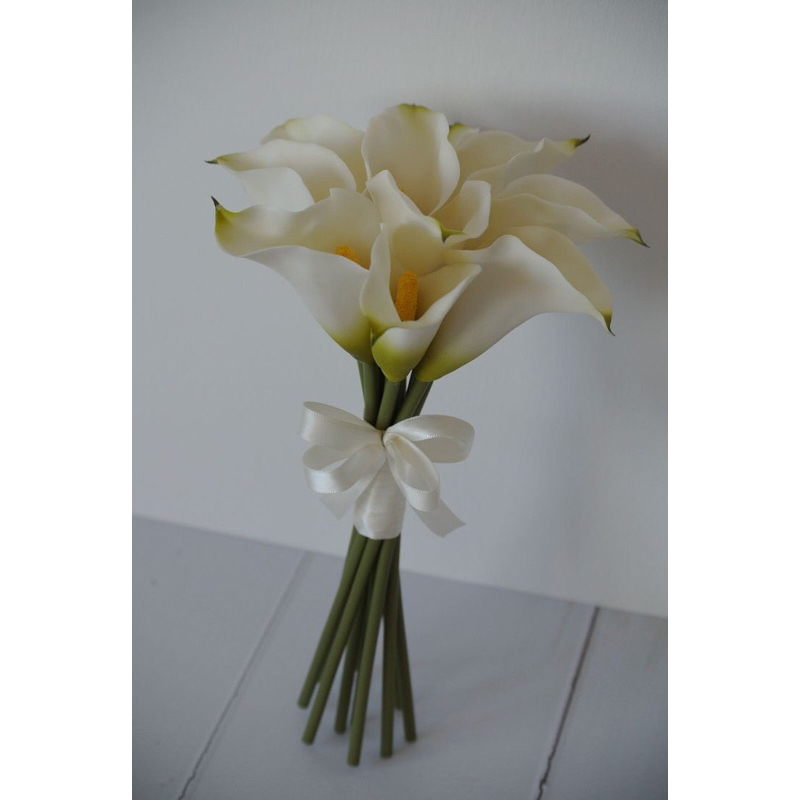 Buket Calla Lily Hand Bouquet