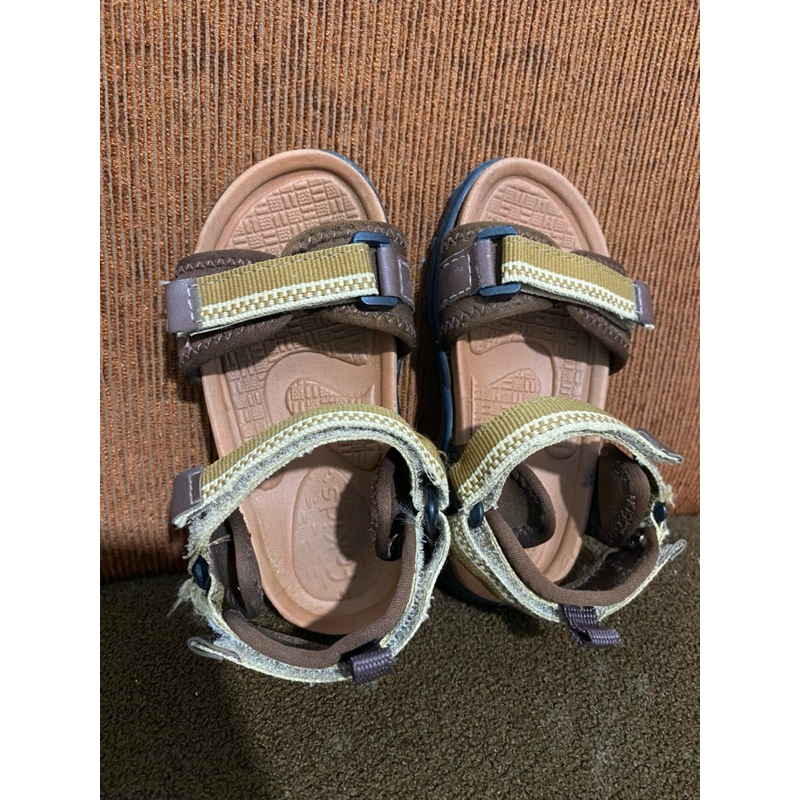 Sepatu FR Anak (Fransiska Renaldy) Preloved