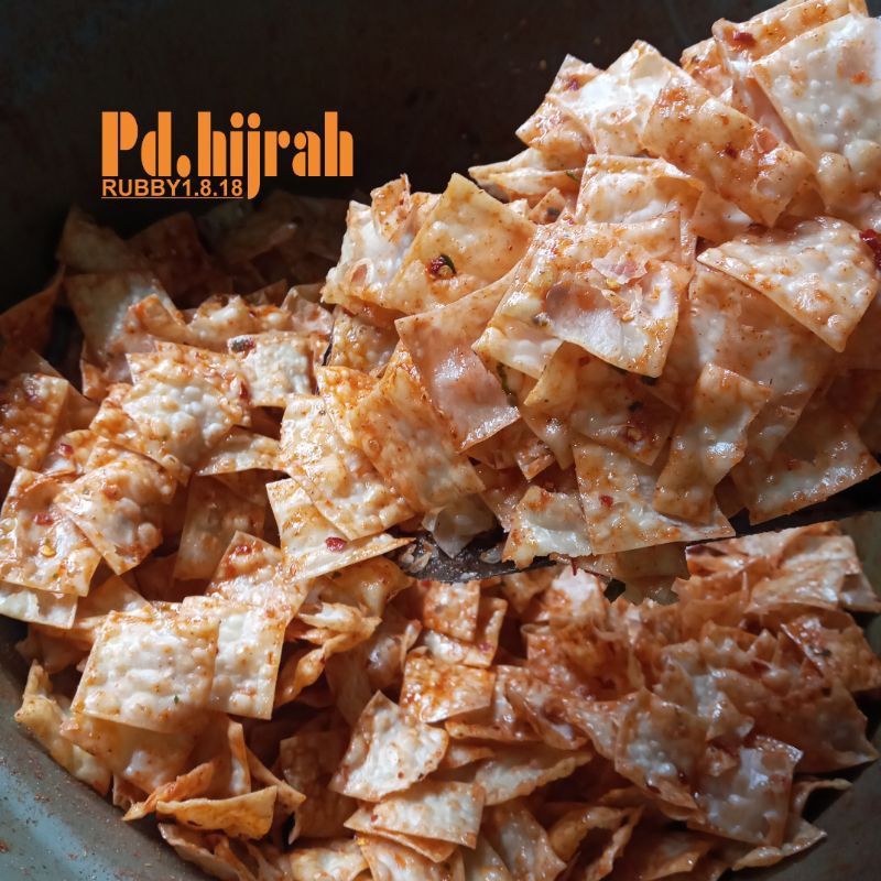 

tiktuk pangsit / pangsit goreng / keripik pangsit 1kg