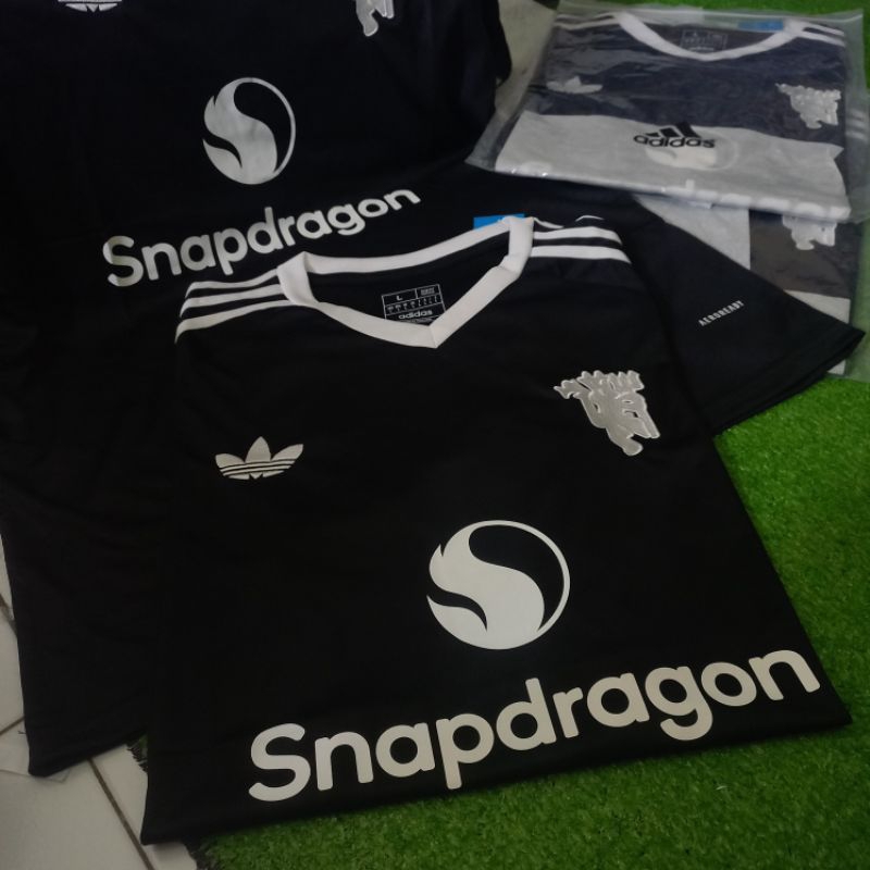 Jersey Bola Mu Gk kiper 2024 2025 Grade Ori