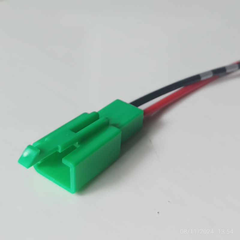Socket 2 Pin Kecil 2.8 MALE Warna HIJAU + Kabel Bintik
