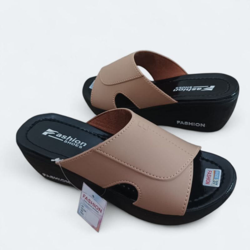 Sandal wanita wesges terbaru kekinian,sandal lebaran