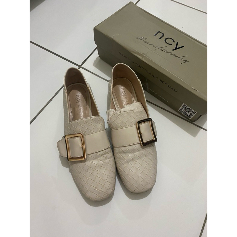 Preloved NCY loafers