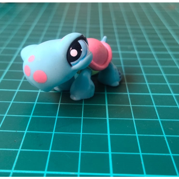 Hasbro Littlest Pet Shop LPS - #1735 Turtle from Outdoor Adventure Pets Set