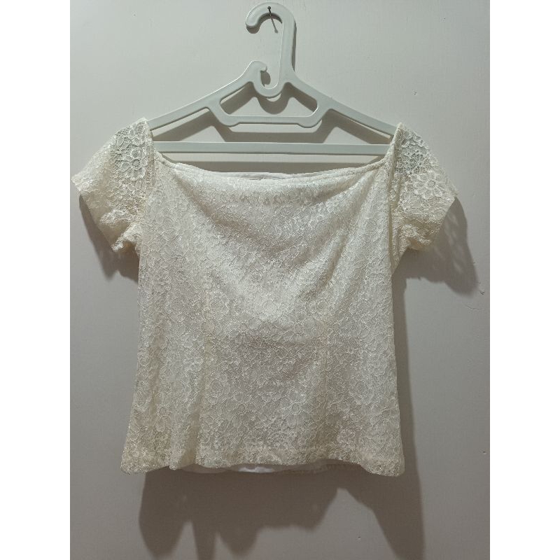 sabrina top bateeq preloved