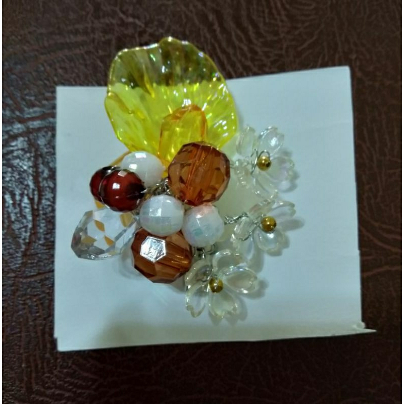 Bros Bunga Akrilik