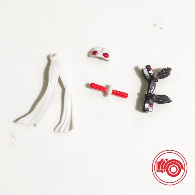 SHF S.H.Figuarts Kamen Rider Amazon: Syal, Belt, Gelang