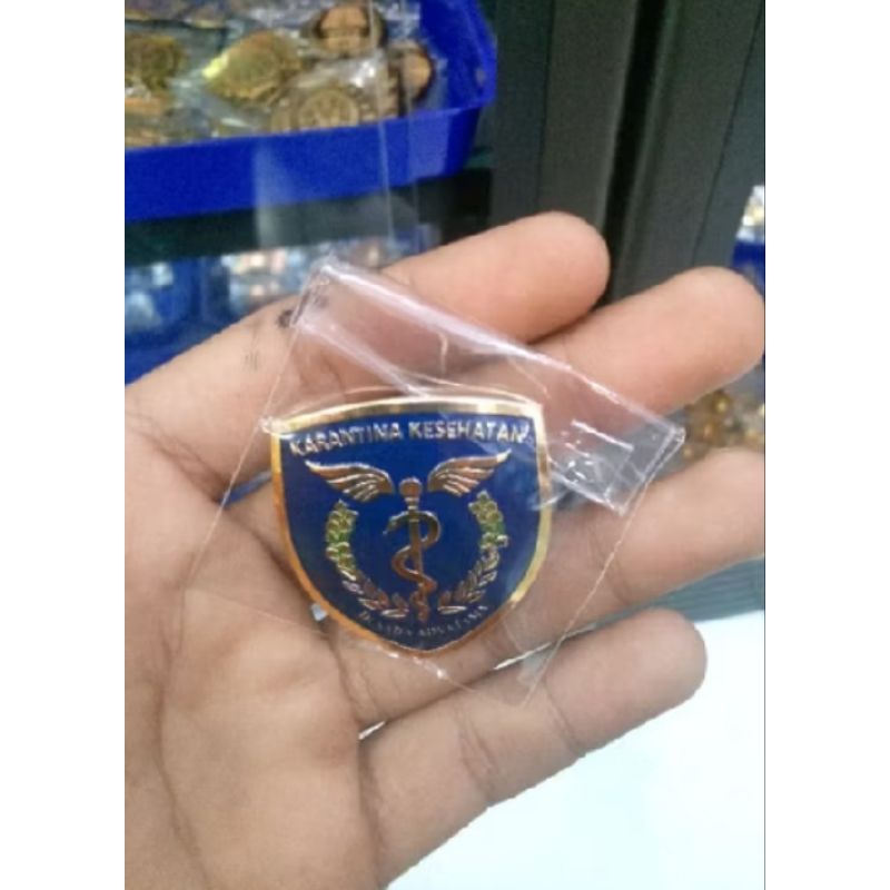 PIN KARANTINA KESEHATAN MAGNET
